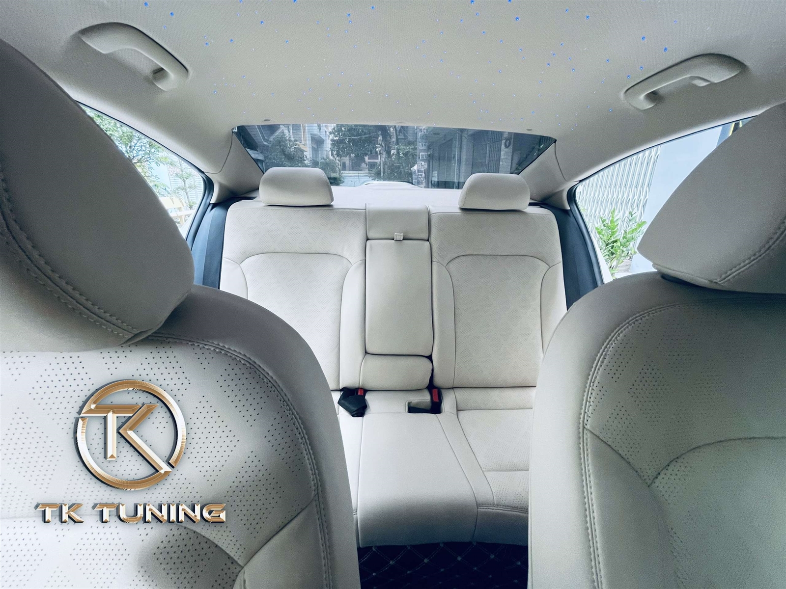 Đổi Màu Nội Thất Hyundai Elantra Tại Quận 9 Chuyên Nghiệp